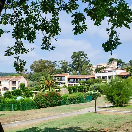Les Parcs De - Maeva - 2 Pieces 5 Personnes - Confort Mae-0293 * Grimaud